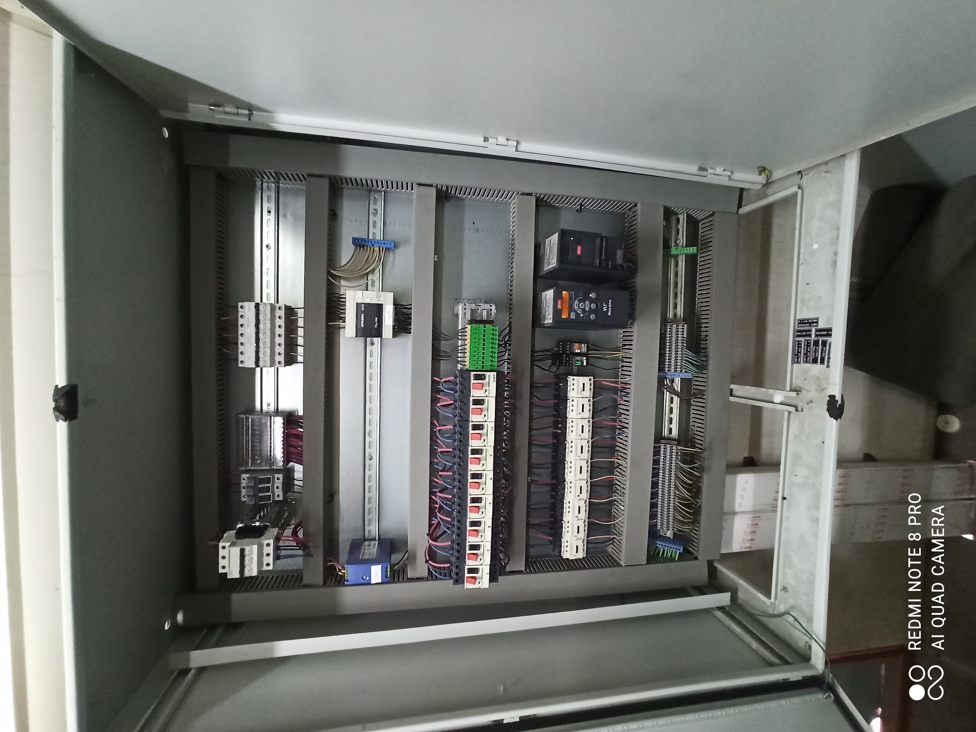 Instalaciones Eléctricas - ELECOM